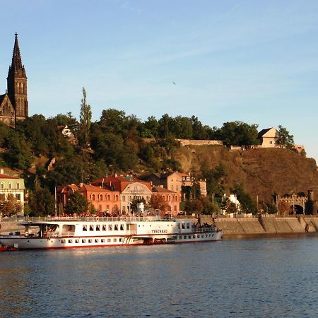 Spa Spa Apartments Vysehrad Прага Екстер'єр фото