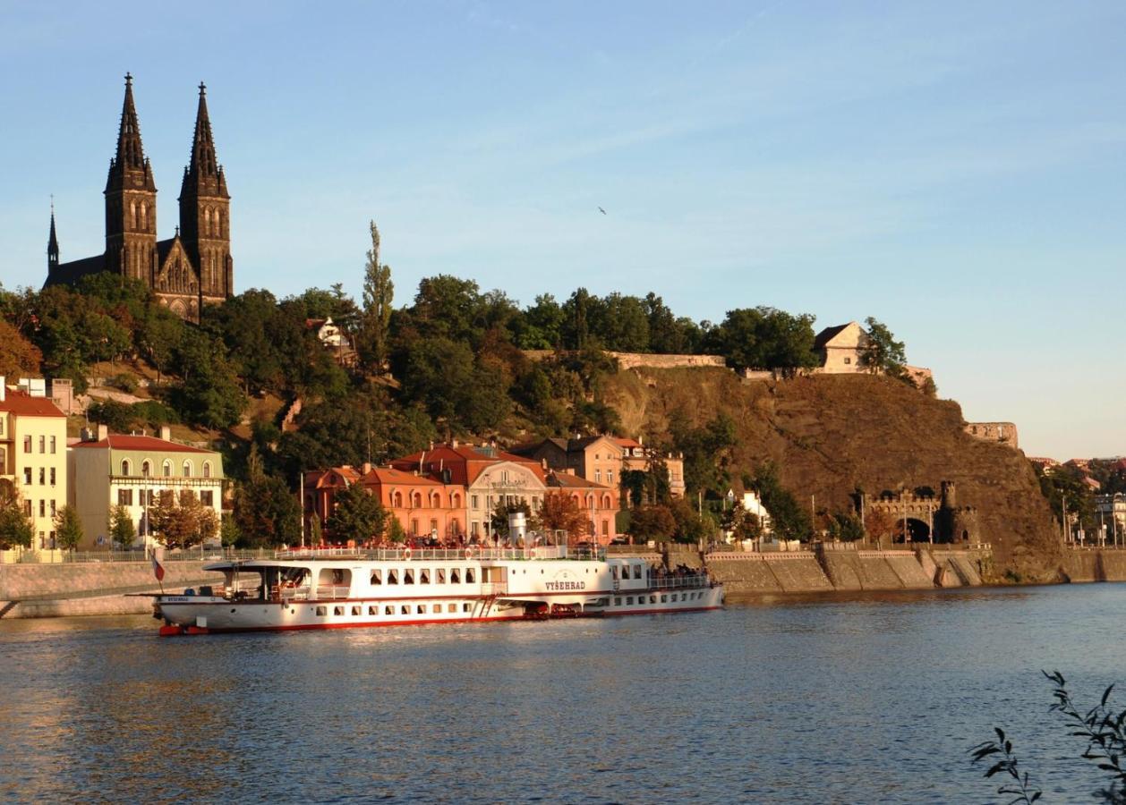 Spa Spa Apartments Vysehrad Прага Екстер'єр фото